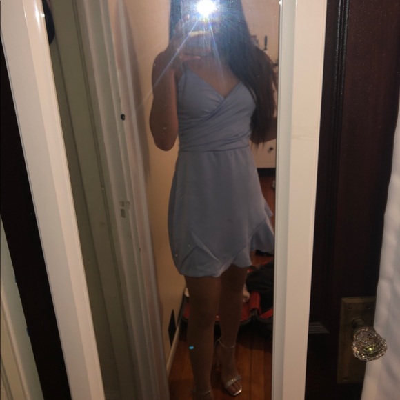 SOLD ON DEPOP! LUCY IN THE SKY - KAYDEN SATIN FRIL - Picture 4 of 4